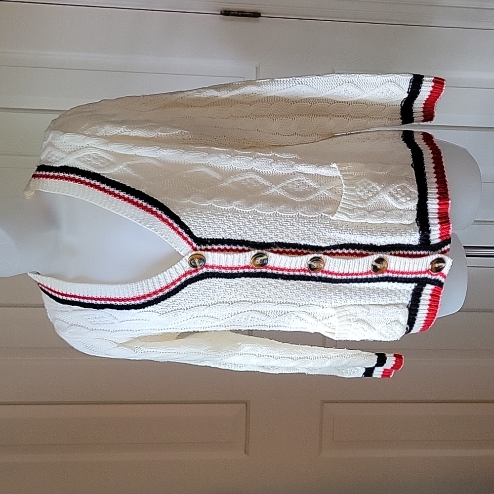 Womens cable knit varsity dorm ready button down sweater sz S